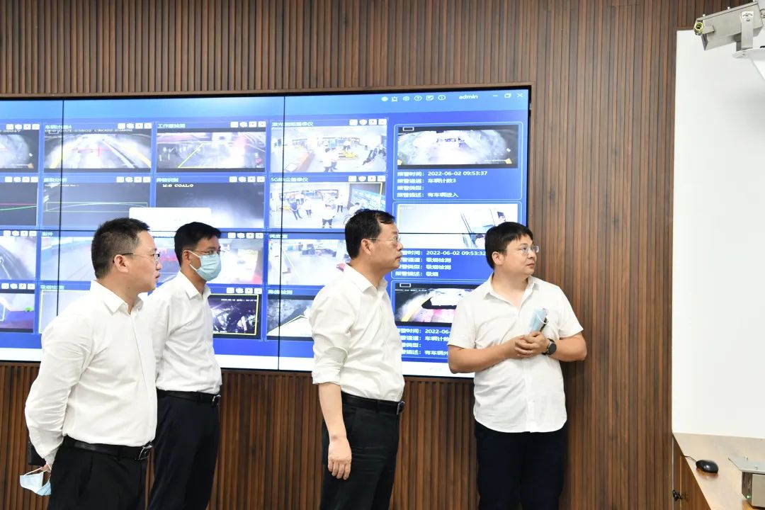 區(qū)委書記許小波帶隊蒞臨海圖科技指導(dǎo)安全生產(chǎn)工作